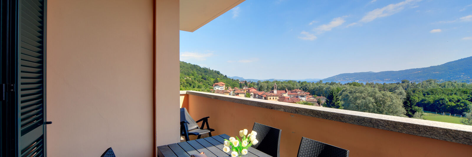 TRILOCALE 47/50 M² VISTA LAGO