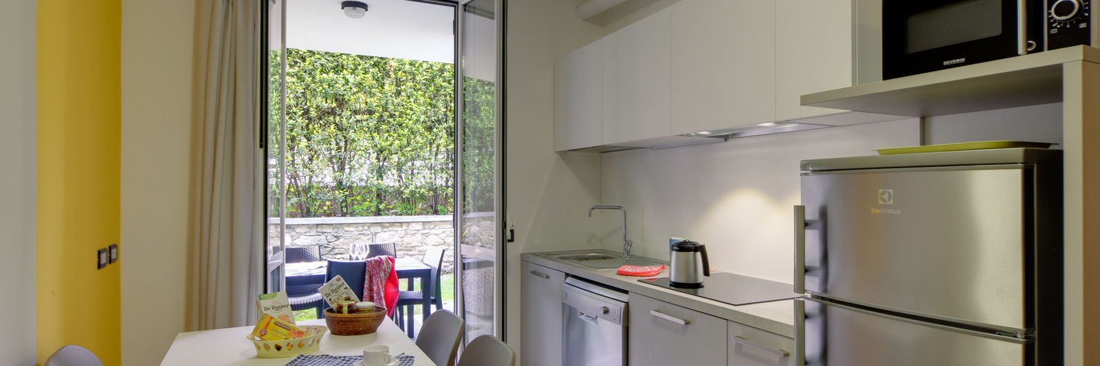 TWO-ROOM APARTMENT 33 M² WITH GARDEN